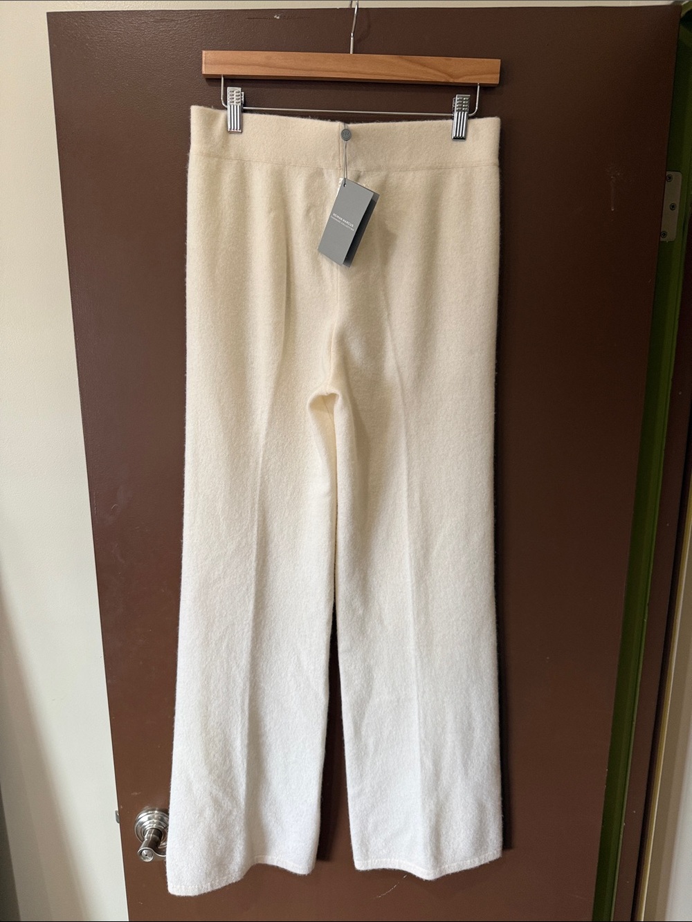 Neiman Marcus 100% Cashmere White Pants